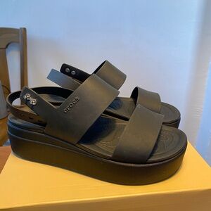 Black Croc Platform Sandals